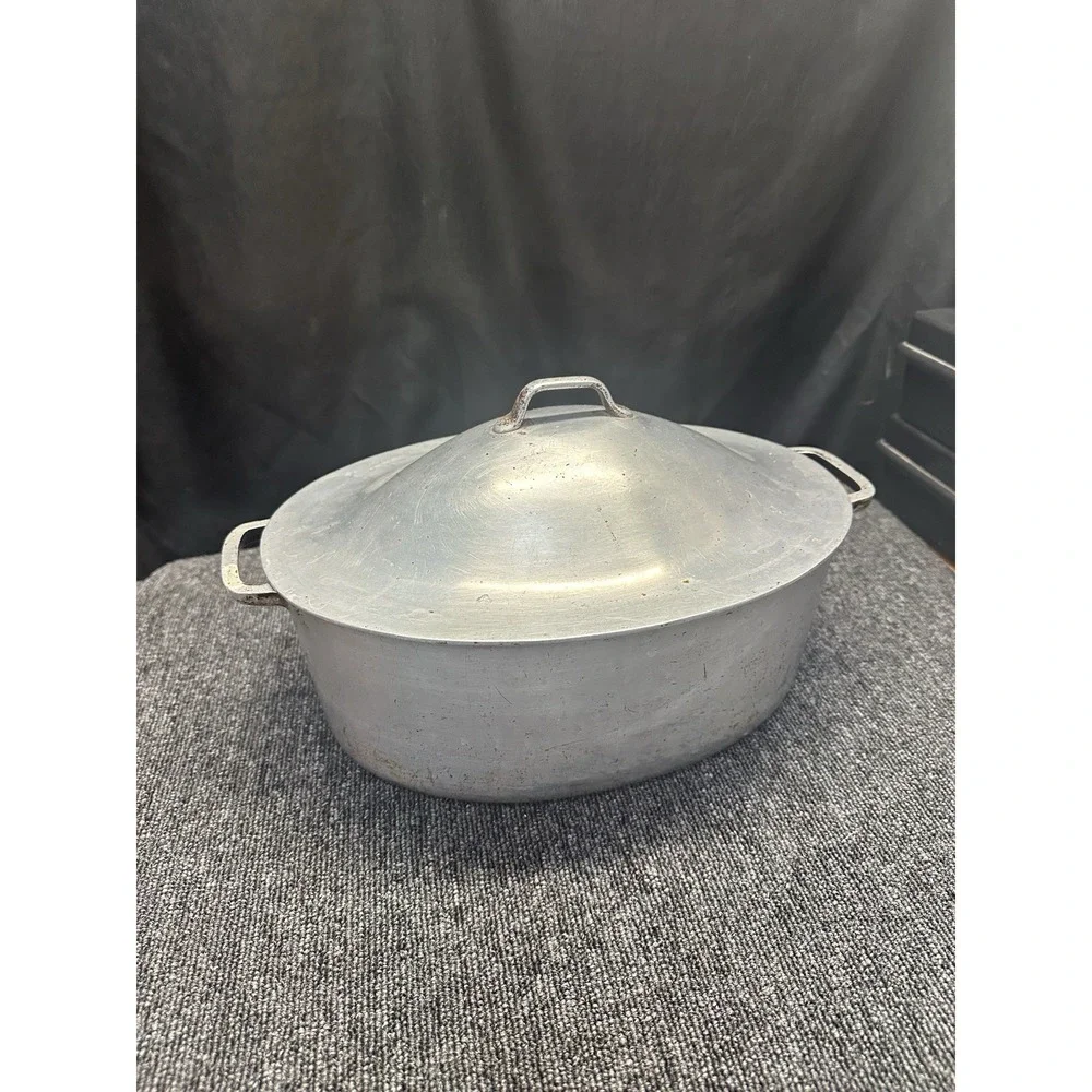 Vintage Super Maid Cookware Aluminum Pot With Lid Dutch Oven Roaster Pan Stock